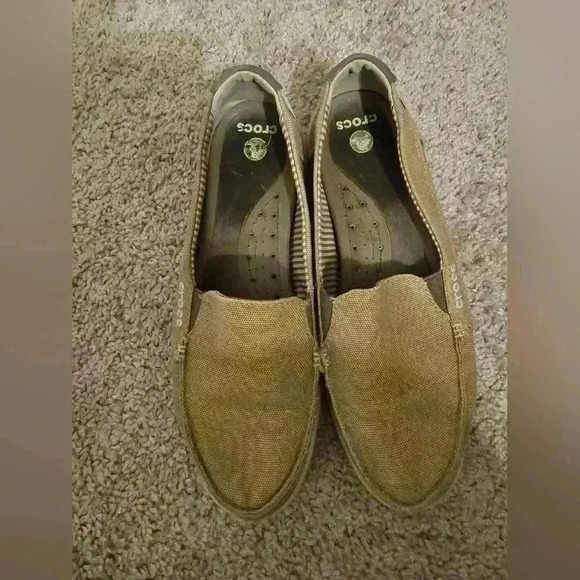 Crocs Women's Size 10W Walu Canvas Loafer Flat Shoes Tan Beige Slip-On - Picture 5 of 8